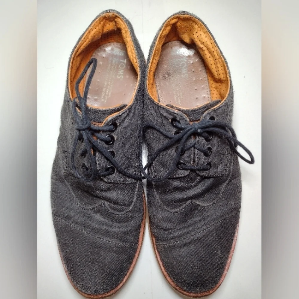 Toms Men's Sharcoal Canvas Shoes Size (9.5)